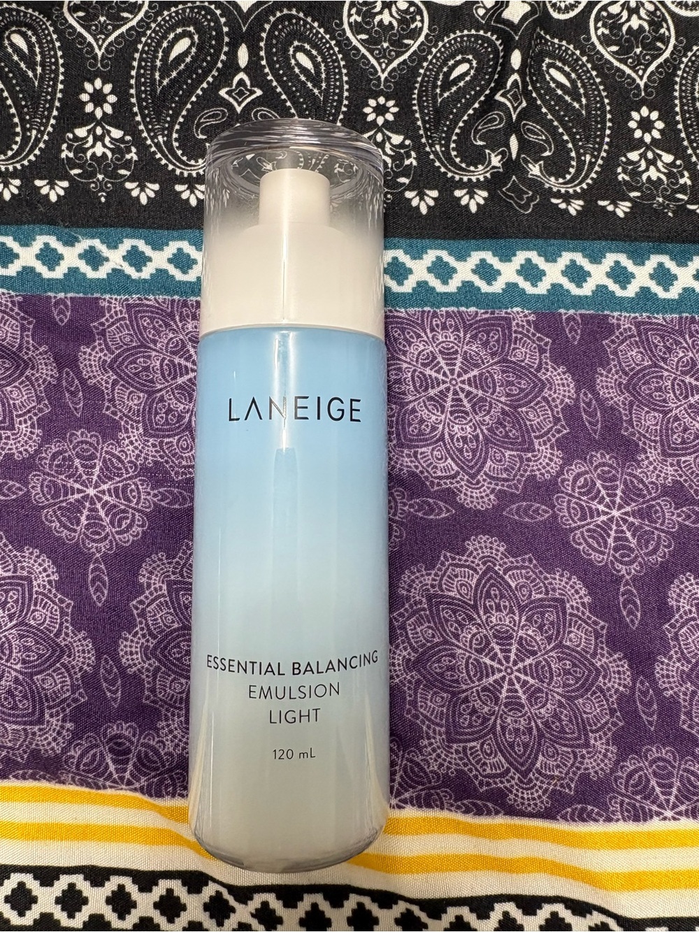 LANEIGE Essential Balancing Emulsion Light